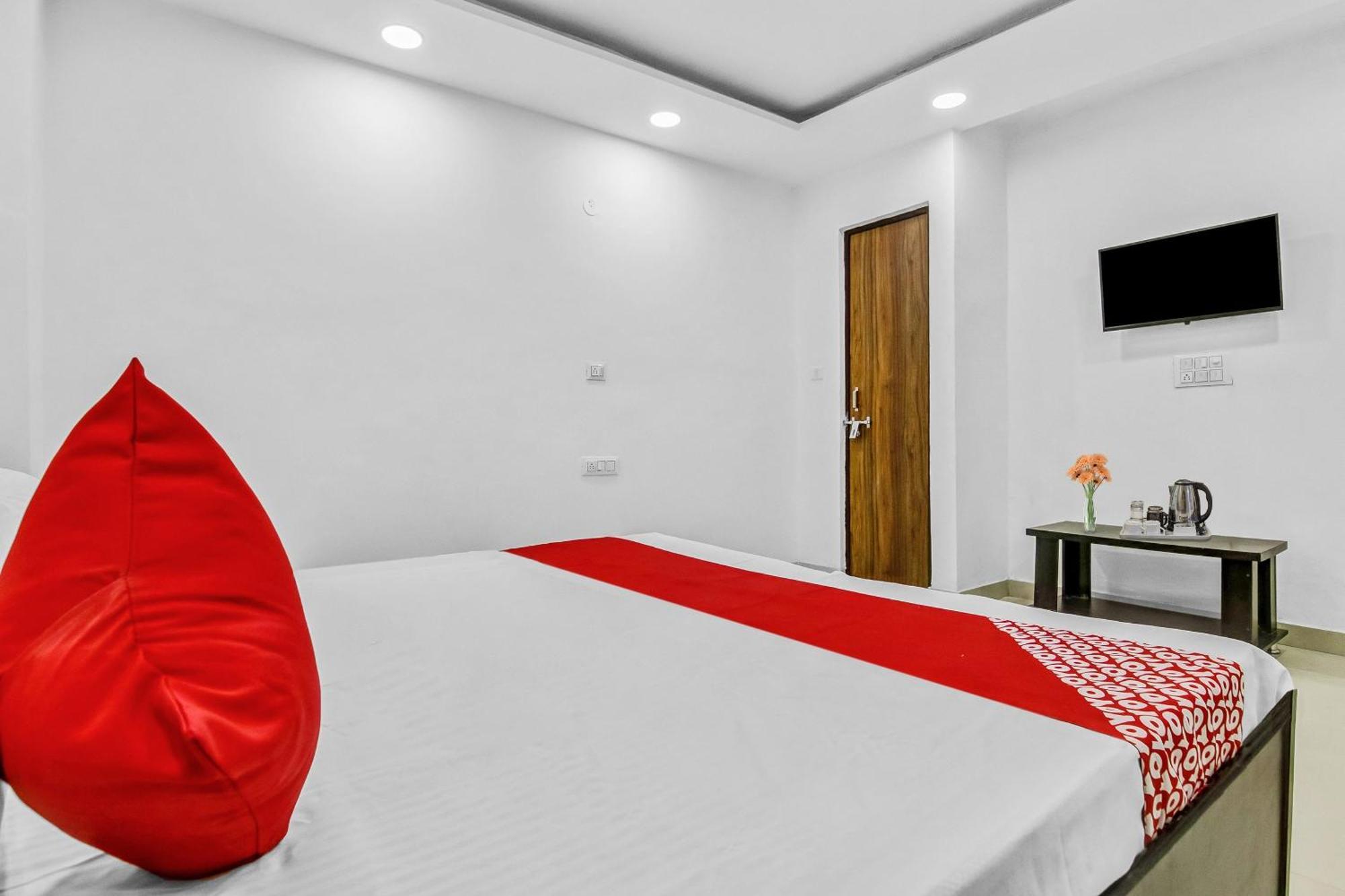 Flagship Hotel Secret Mirage Near Rithala Metro Station New Delhi Luaran gambar