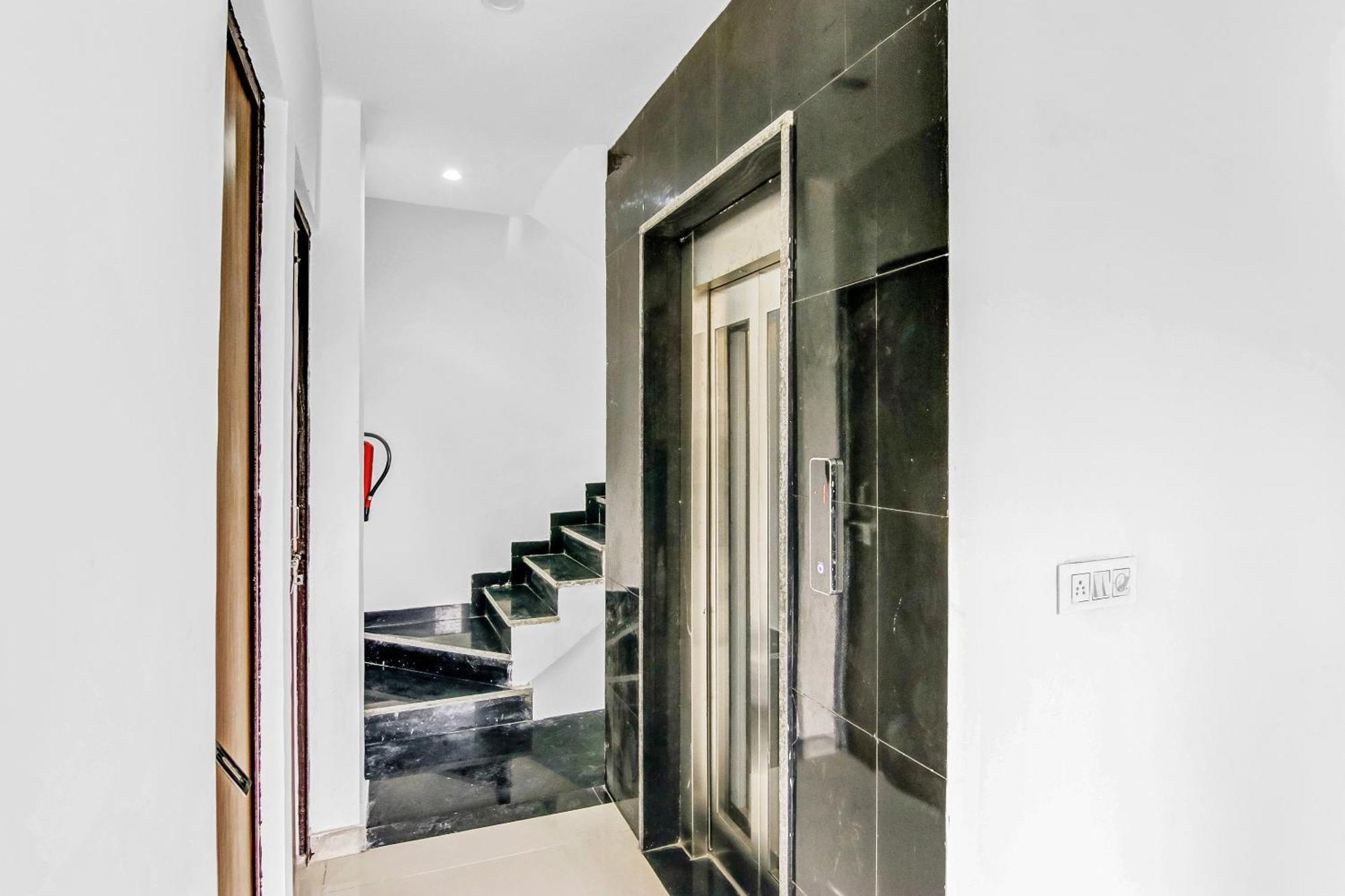 Flagship Hotel Secret Mirage Near Rithala Metro Station New Delhi Luaran gambar